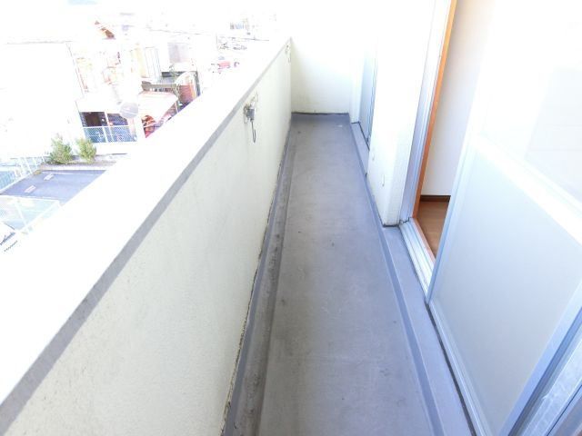 ビューハイツのバルコニー