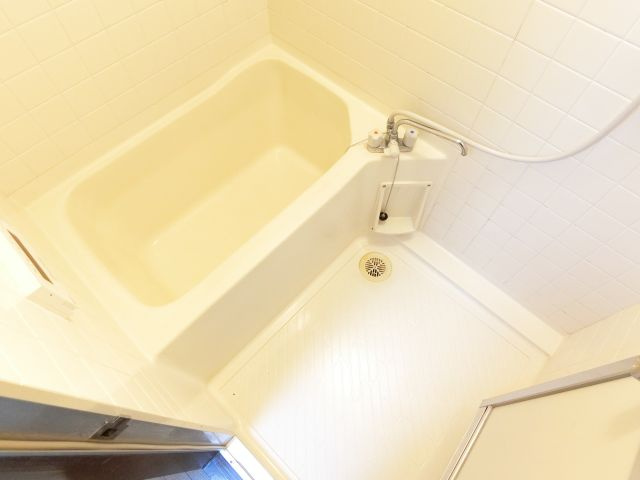 ビューハイツの浴室