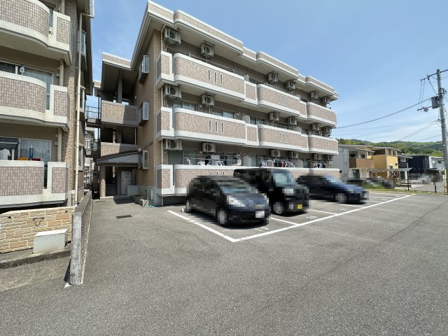 ガーデンハイツ永野Ⅲ B棟の外観