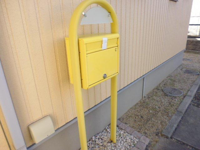 倉敷市中畝８丁目の一戸建てのその他|郵便ボックス
