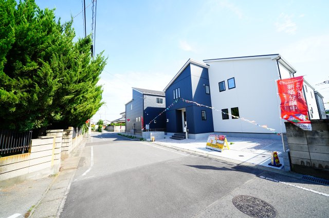 新築　伊勢崎市羽黒町9期　1号棟の前面道路含む現地写真|現地写真　北東側接道幅員約6.0ｍ