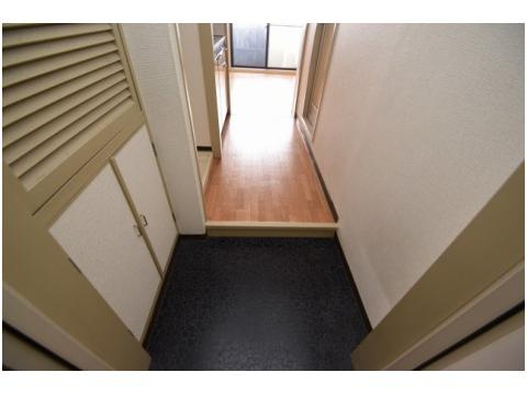 コスミティ高槻の玄関