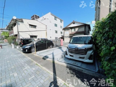 【駐車場】 | リオン高見