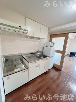 【キッチン】 | リオン高見