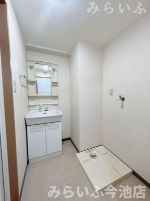 【洗面所】 | リオン高見