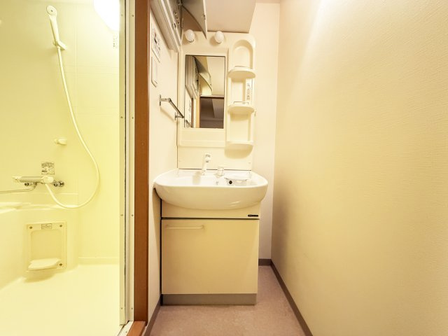 COCO北本町の独立洗面台