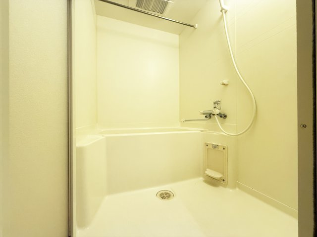 COCO北本町の浴室