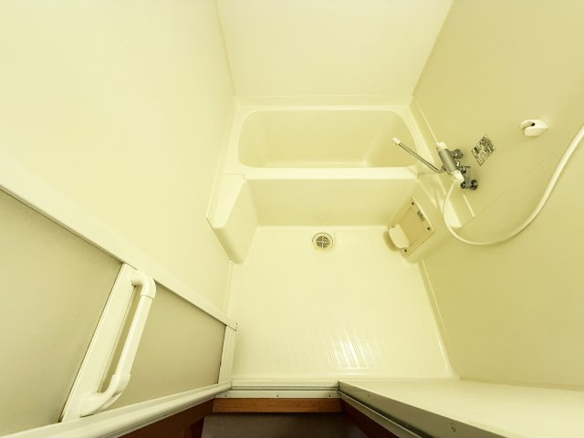 COCO北本町の浴室