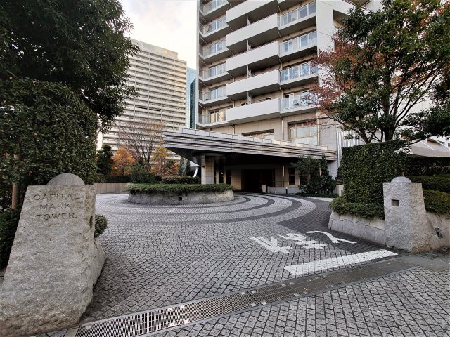 キャピタルマークタワーのエントランス