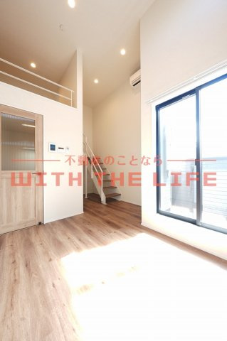 MAHORA　MAISON久留米大学前駅　壱番館【キャッシュバック対象物件】の居間・リビング|リビングです