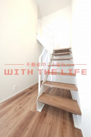 MAHORA　MAISON久留米大学前駅　壱番館【キャッシュバック対象物件】の内装|明るい色調の室内です