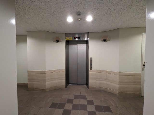 アルカハビタのその他共用部分|エレベータ前