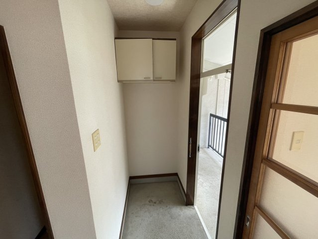 コーポレーション鹿島の玄関