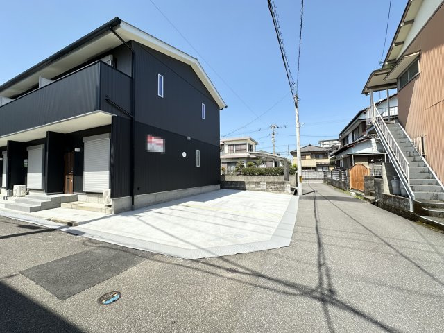 アリビオ百石町の駐車場