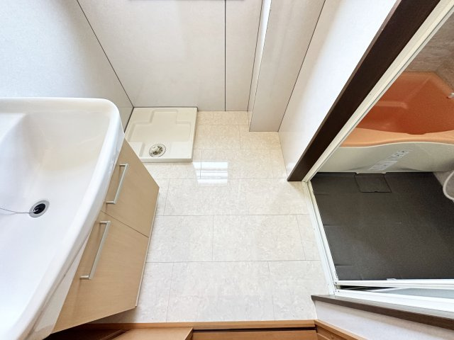 クローバー南川添の洗面所