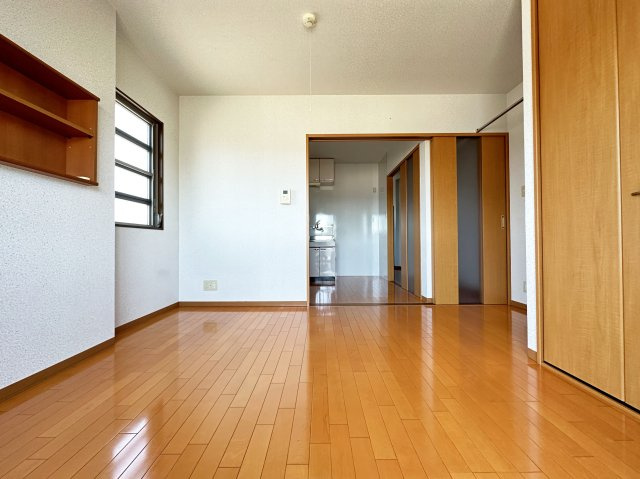 クローバー南川添の居間・リビング