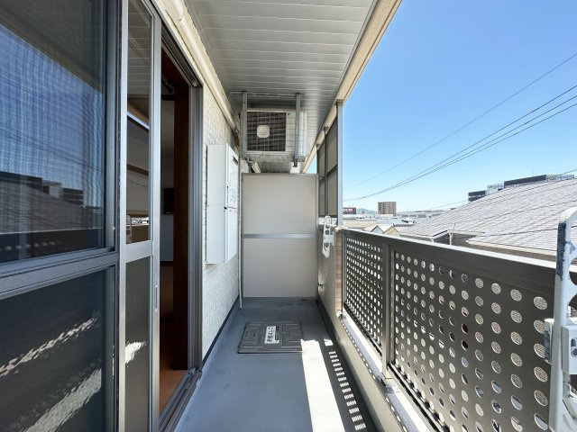 クローバー南川添のバルコニー