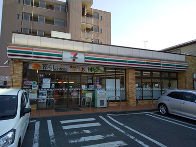 セブンイレブン大田区西糀谷１丁目店まで220ｍ