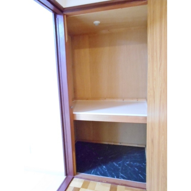 三宝ビルの玄関|収納　※イメージ