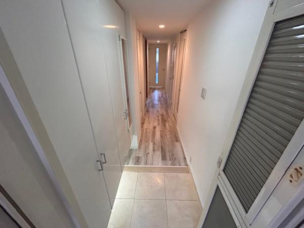 【玄関】 | レスタージュ枚方長尾 | 玄関