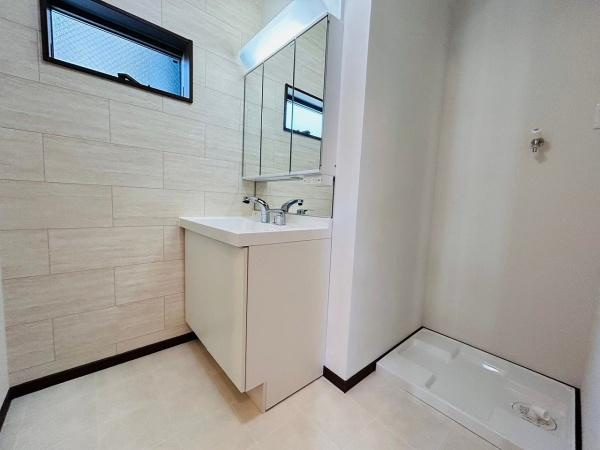 【独立洗面台】