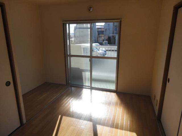 コーポ阪野の居間・リビング