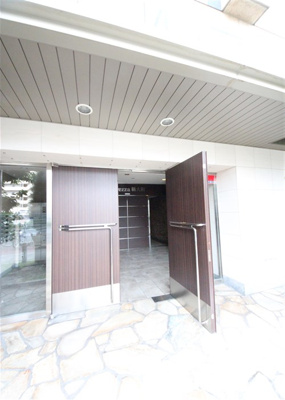 【エントランス】 | プレッツァ新大阪