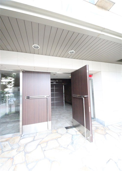 【エントランス】 | プレッツァ新大阪