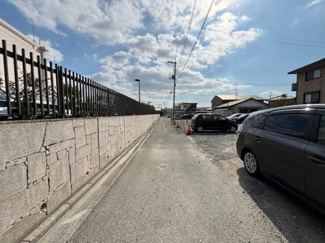 【前面道路含む現地写真】