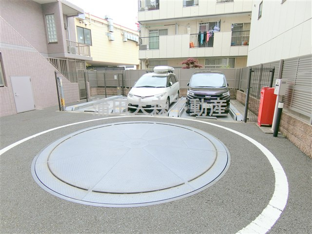 エクセルダイア南蒲田Ⅱの駐車場