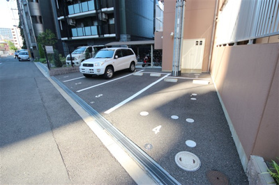 【駐車場】 | エスリード新大阪コンフォールⅠ番館