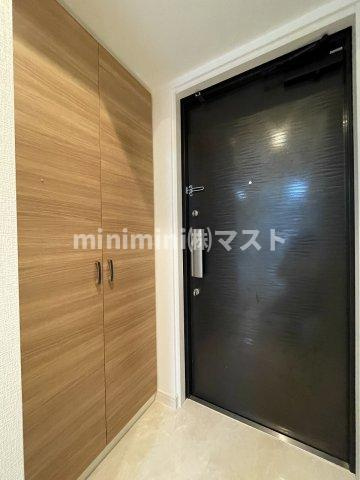 スプランディッド難波Ⅰの玄関