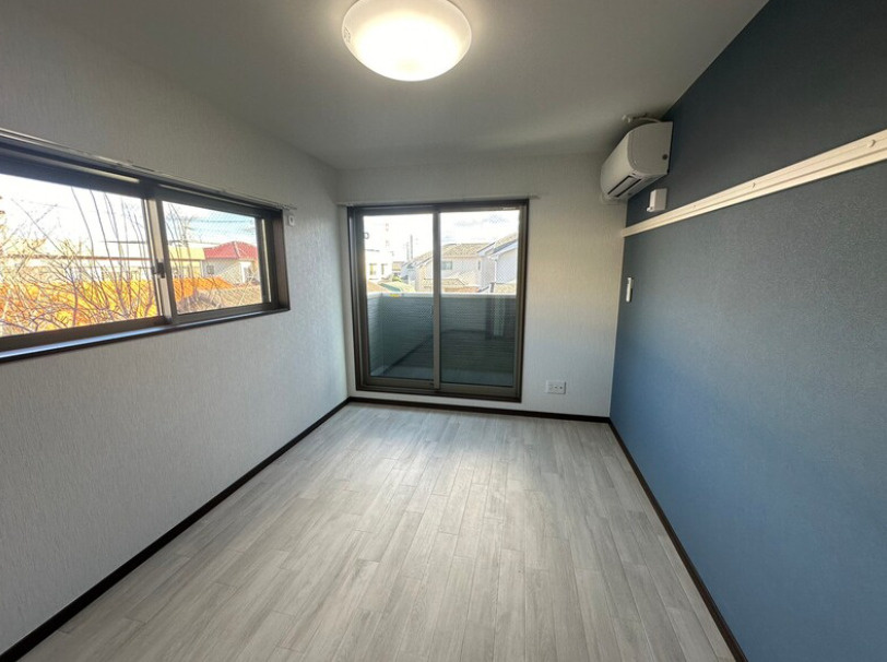 船橋市北本町２丁目のアパートの居間・リビング