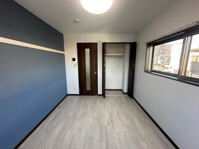 船橋市北本町２丁目のアパートの居間・リビング