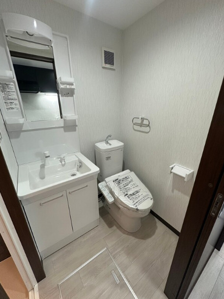 船橋市北本町２丁目のアパートの洗面所