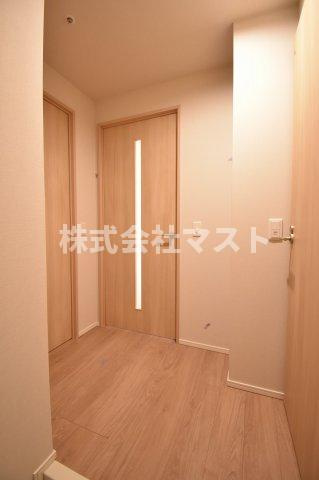 ハイデンス梅ヶ枝の玄関