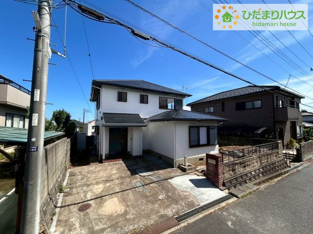 日立市金沢町6丁目　中古戸建の前面道路含む現地写真|閑静な住宅街なので、車庫入れも楽々です(*^^*)
