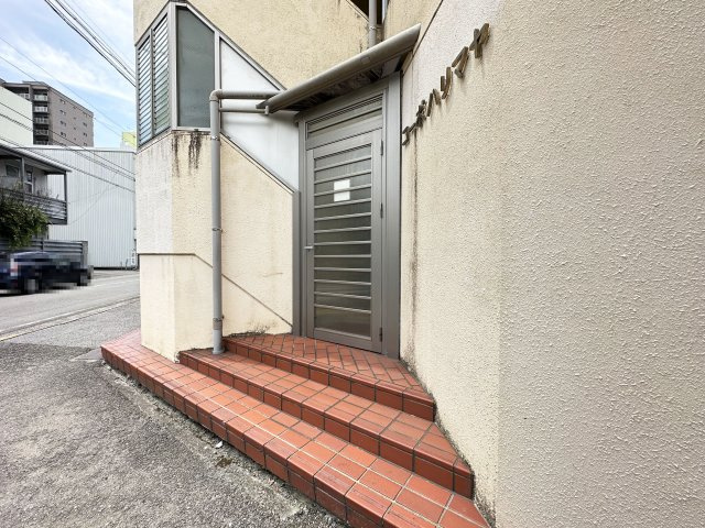 コーポハリマヤのエントランス