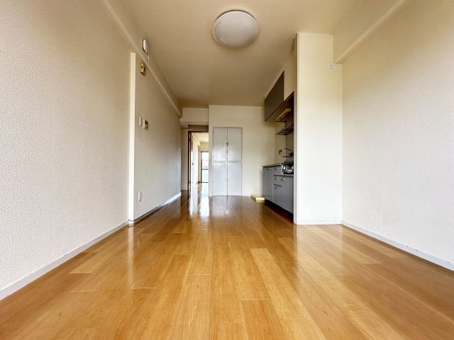 コーポハリマヤの居間・リビング