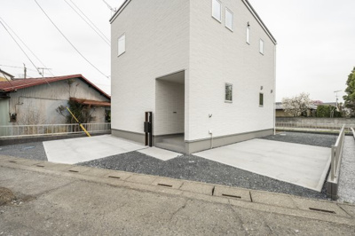 【駐車場】 | ＜FG＞本庄市見福4丁目フルクラシル | 合計3代駐車可能なスペースを確保。利便性の高い見福エリアで駐車3台可能は◎