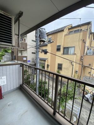 【バルコニー】 | グラードビュウ百合丘 | バルコニーからは自然に囲まれた豊かな景色が広がっています♪