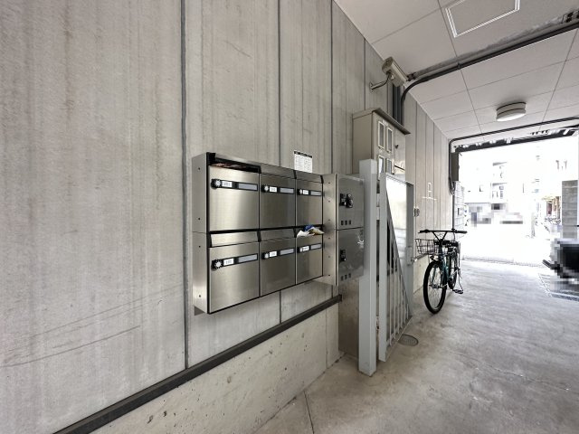 Benefit HARIMAYAのロビー