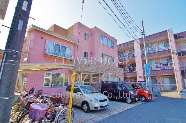 アンプルールフェールベルツリー３の外観