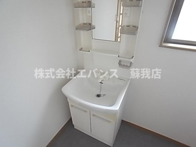 【独立洗面台】 | ハイツヤマダ | 使いやすい独立洗面台です