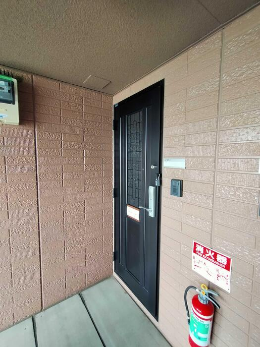 セジュールこもがわのエントランス