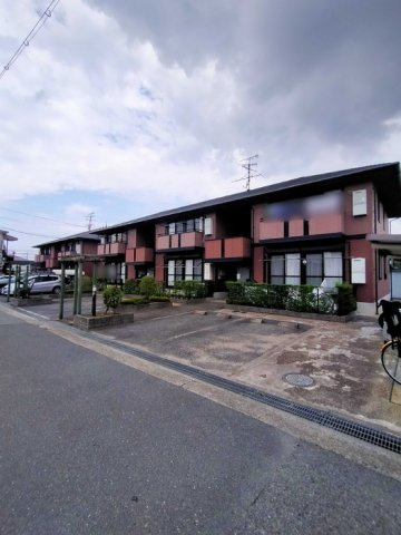 セジュールこもがわの外観