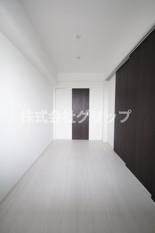 BluRock東神奈川の洋室