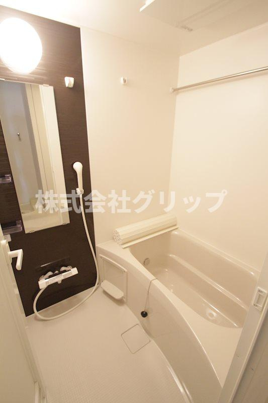BluRock東神奈川の浴室