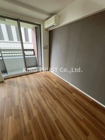 ISM中之島レジデンス（旧HF中之島レジデンス）の居間・リビング|こちらの居間で趣味の時間をお楽しみください