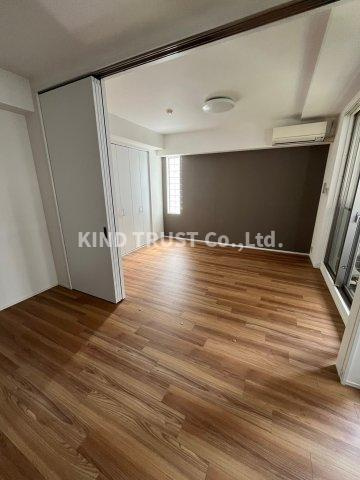 ISM中之島レジデンス（旧HF中之島レジデンス）の居間・リビング|こちらの居間で趣味の時間をお楽しみください